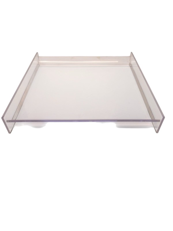 Plastic tray frosted 13”x10”