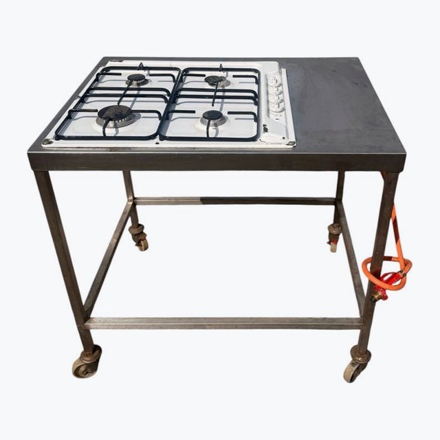 Candy four-ring hob — converted to LPG, on catering trolley